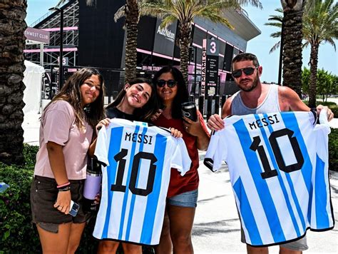 Messi mania engulfs Miami ahead of Argentine soccer superstar’s arrival